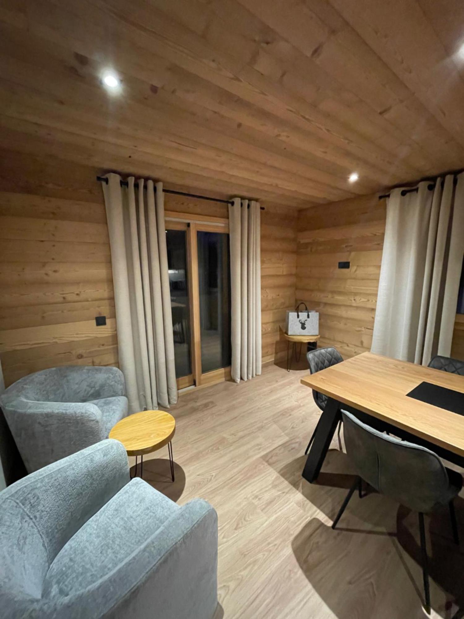 Aravis Locations Apartment Le Grand-Bornand Bagian luar foto